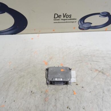 Peugeot 5008  Xenon module 2011 6224L8