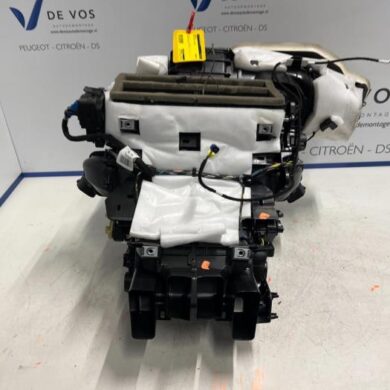 Peugeot 508 1.6 16V PureTech 180 Heater housing 2019 1635058280