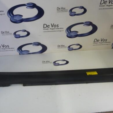 Citroen C5 2.0 16V Side skirt, left 2004 7009C8