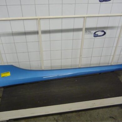 Peugeot iOn  Zijskirt rechts 2012 7010CR