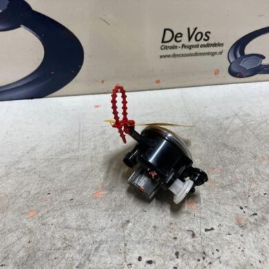 Citroen C3 Aircross 1.2 e-THP PureTech 130 Spotlight, right 2021 9831303680