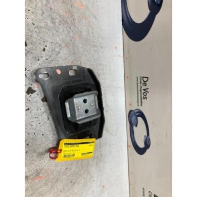 Citroen Berlingo  Gearbox mount 2020 9673768480 20ET60