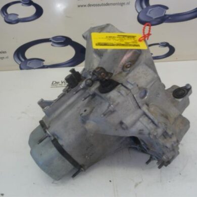 Peugeot 208 1.2 Vti 12V PureTech 82 Versnellingsbak HM01-HMZHM02 2014 1607893880 20A611