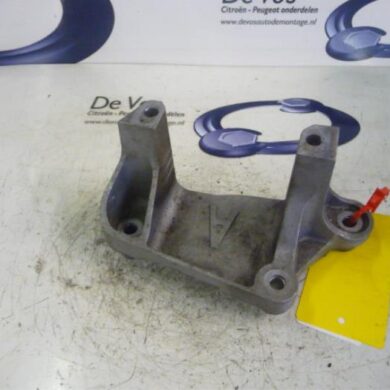 Citroen C5  Gearbox mount 2011 1813A2 20GV04