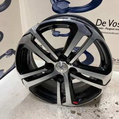 Peugeot 208 1.2 Vti 12V PureTech 82 Velg 2016 1607589480