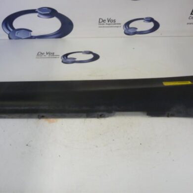 Citroen C5 2.0 16V Side skirt, left 2004 7009C9