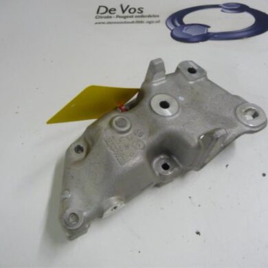 Peugeot 108  Versnellingsbak Steun 2014 B000677380 20CR16