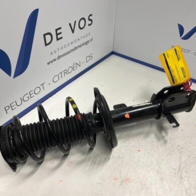 Peugeot 208 1.2 Vti 12V PureTech 100 Front shock absorber rod, right 2023 9831168980
