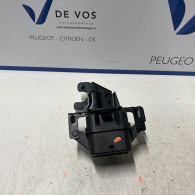 Peugeot 308 1.2 PureTech Hybrid 136 Claxon 2023 9839315880