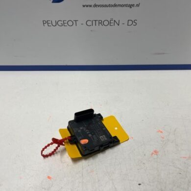 Peugeot 308 1.2 PureTech Hybrid 136 Sensor (other) 2023 9844452180-1682785680