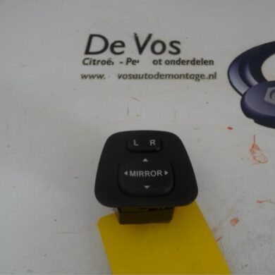 Peugeot 108 1.0 12V Spiegel Schakelaar 2014 B000796680