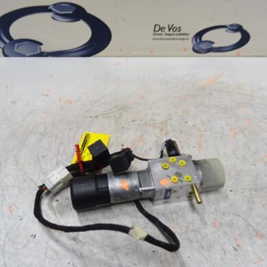 Peugeot 206 1.6 16V Convertible motor 2004 8446G0