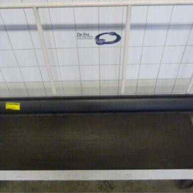 Peugeot 4007  Side skirt, left 2008 7009N6