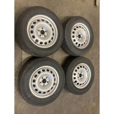 Peugeot Expert 2.0 Blue HDi 150 16V Velgen set + banden 2022