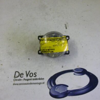 Peugeot 207 1.4 16V VTi Spotlight, right 2011 6206N0