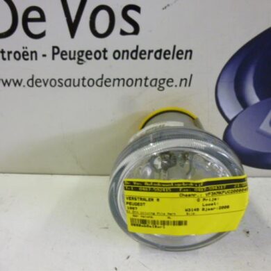 Peugeot 1007 1.4 16V Verstraler rechts 2006 6208E1