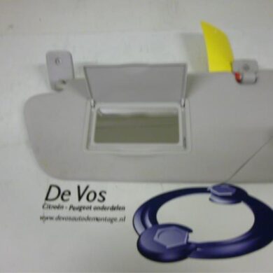 Peugeot 3008 1.6 16V THP 155 Sun visor 2009 8163KZ-816335