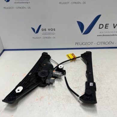 Peugeot 208 1.2 Vti 12V PureTech 100 Ruitmechaniek 4Deurs rechts-voor 2023 9829043380