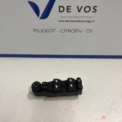 Opel Corsa 1.2 Turbo 12V 100 Combischakelaar ramen 2020 96788264ZD