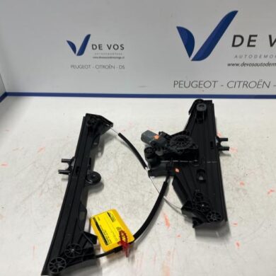 Peugeot 308 1.2 PureTech Hybrid 136 Window mechanism 4-door, front right 2023 9830815180