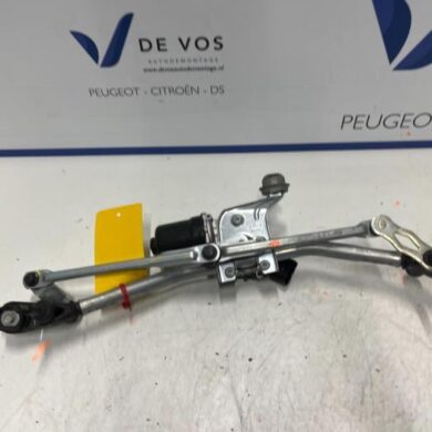 Peugeot 208 1.2 Vti 12V PureTech 100 Ruitenwissermotor voor 2023 9824784980
