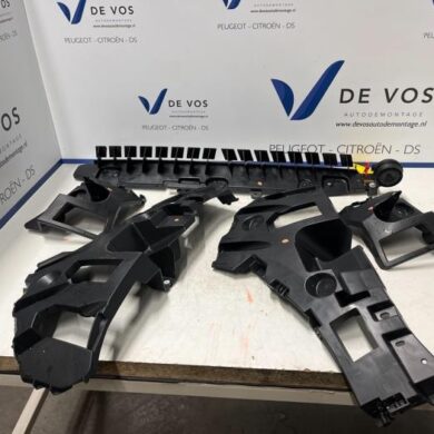 Peugeot 308 1.2 PureTech Hybrid 136 Bumperframe achter 2023 9836418080-1680965980-1680965780