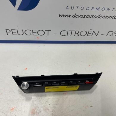 Peugeot 308 1.2 PureTech Hybrid 136 Kachel Bedieningspaneel 2022 98350200ZD