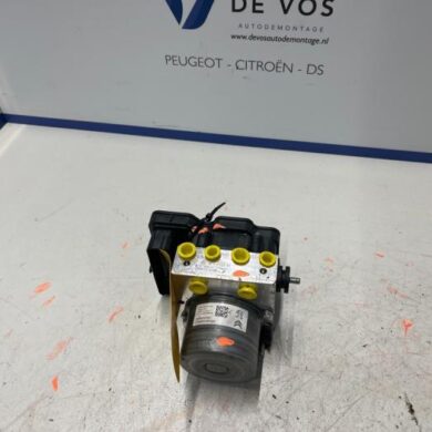 Peugeot 308 1.2 PureTech Hybrid 136 ABS Pomp HN09 2022