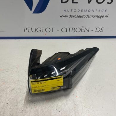 Peugeot 308 1.2 12V PureTech 130 Achterlicht rechts 2021 9835299380