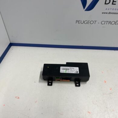 Peugeot 5008  Telefoon interface 2021 9831611580