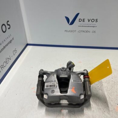 Peugeot 308 1.2 PureTech Hybrid 136 Front brake calliper, left HN09 2022 1647879980