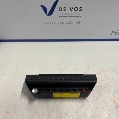 Peugeot 308 1.2 PureTech Hybrid 136 Kachel Bedieningspaneel 2023 98350203ZD