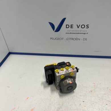 Peugeot 308 1.2 12V e-THP PureTech 130 ABS pump HNY 2017 1616384280-1682591080