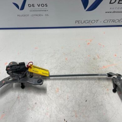 Peugeot 308 1.2 PureTech Hybrid 136 Ruitenwissermotor voor 2022 1687896080