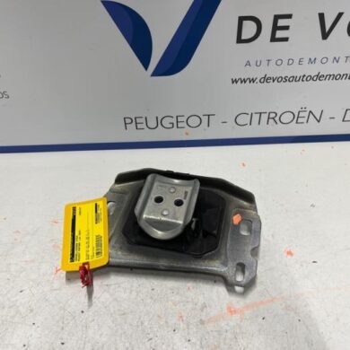 Peugeot Partner 1.5 BlueHDi 100 Gearbox mount 2024 9673768480 20V261