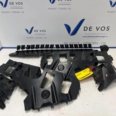 Peugeot 308 1.2 PureTech Hybrid 136 Rear bumper frame 2022 9836418080-1680965980-1680965780