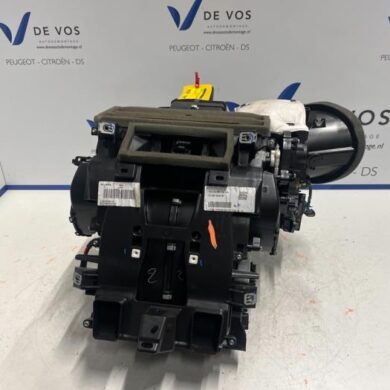 Peugeot 208 1.2 Vti 12V PureTech 75 Kachelhuis 2020 9840568180