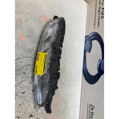 Citroen C4 Picasso  Dagrijverlichting rechts 2018 9822653680