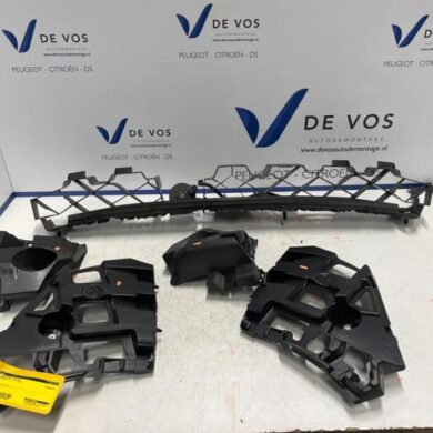 Citroen C4 1.2 PureTech 130 12V Bumperframe achter 2021 9830703680-9831818980-9831818880