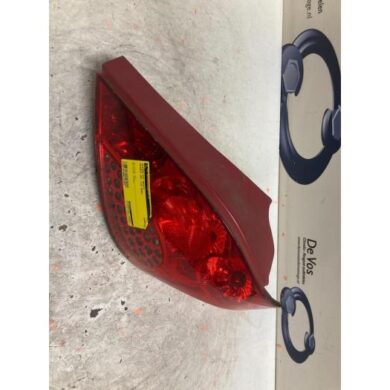Peugeot 207 1.4 16V VTi Rücklicht rechts 2008 6351Y7