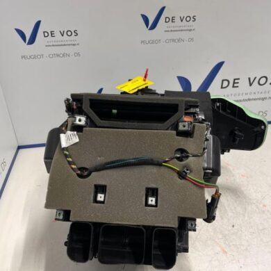 DS Automobiles DS4 1.6 16V PureTech 180 Heizgehäuse 2021 9837588380