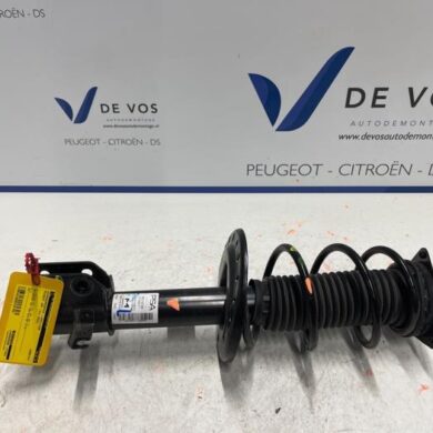 Peugeot 208 1.2 Vti 12V PureTech 75 Schokdemperpoot links-voor 2023 9831167880