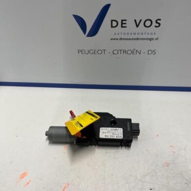 Citroen C4 1.2 PureTech 130 12V Schuifdak Motor 2021 9841629480