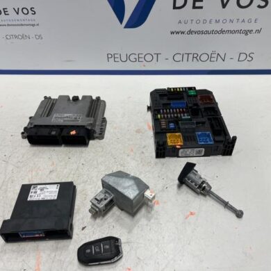 Peugeot 208 1.2 Vti 12V PureTech 100 Engine management computer HNE 2021 1675654380-9841215880