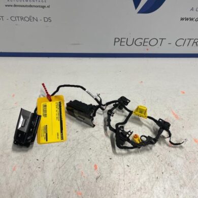 DS Automobiles DS4 1.6 16V PureTech 180 Schakelaar stuurbediening 2021 98324828XU