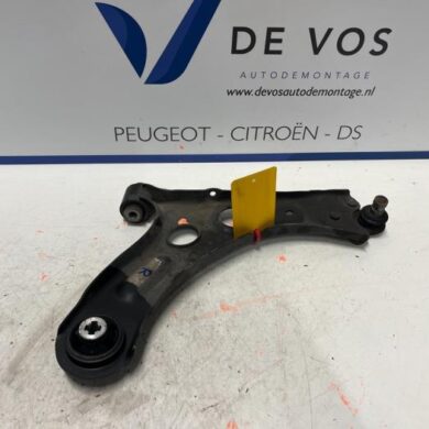 Peugeot 208 1.5 BlueHDi 100 Draagarm rechts-voor 2020 9832039280-9850674380