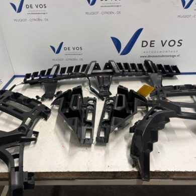Peugeot 3008 1.2 12V PureTech Hybrid 48V Bumperframe achter 2023 9811280580-9811280380-9811280480-9810591580-9810591480