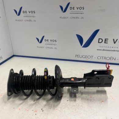Peugeot 5008  Front shock absorber rod, right 2022 9819718780