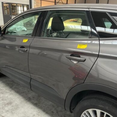 Opel Grandland X 1.2 Turbo 12V Portier 4Deurs links-achter 2020 YP00119980