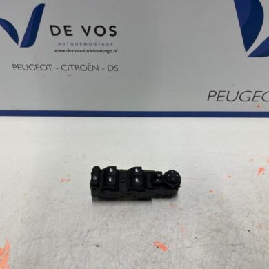 Opel Grandland X 1.2 Turbo 12V Multi-functional window switch 2020 98319739ZD